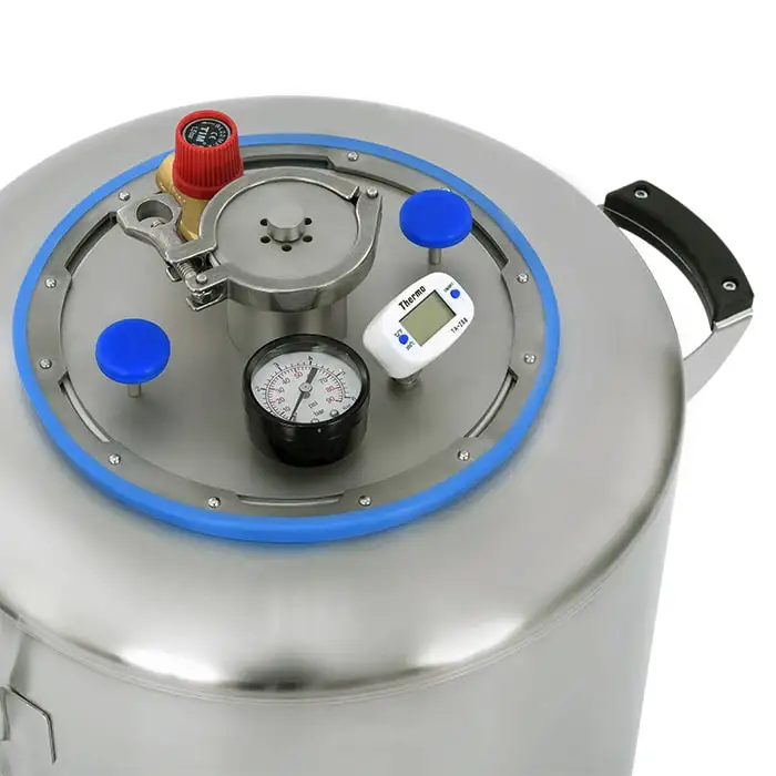 Автоклав на 48л с ремкомплектом - Кухонная техника (Для дома и дачи) в Ижевск