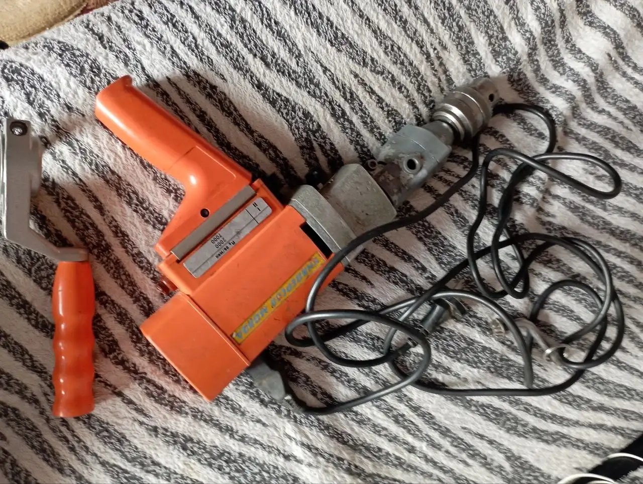 Продам электроинструмент - Электроника в Ижевск