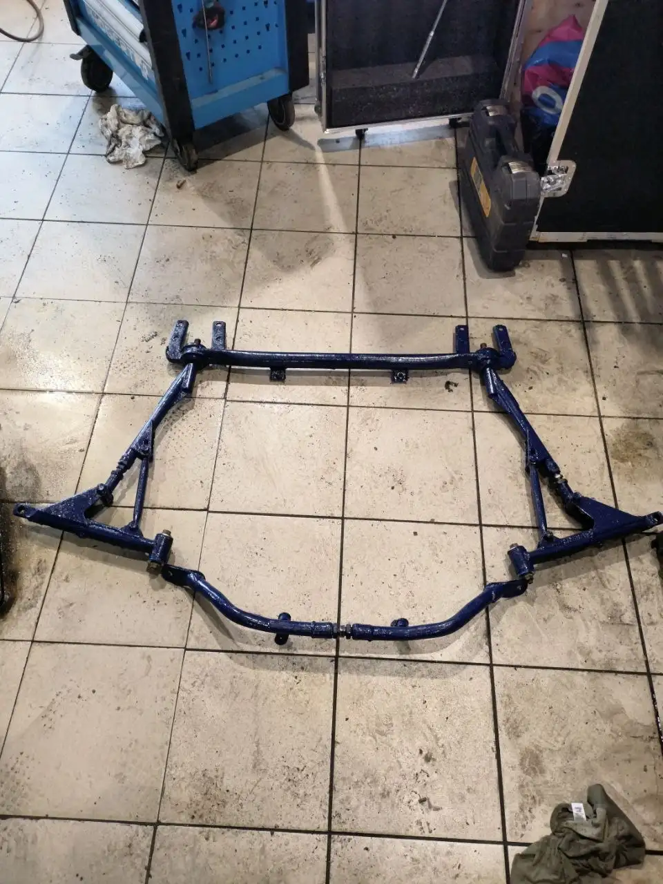 Запчасти ВАЗ: рычаги с растяжками, ДМРВ, линзы АШ4 - Автозапчасти для легковых автомобилей (Запчасти) в Ижевск