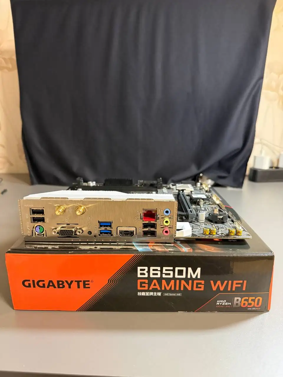 Продам материнскую плату Gigabyte B650M Gaming WiFi - Компьютерные комплектующие (Электроника) в Ижевск
