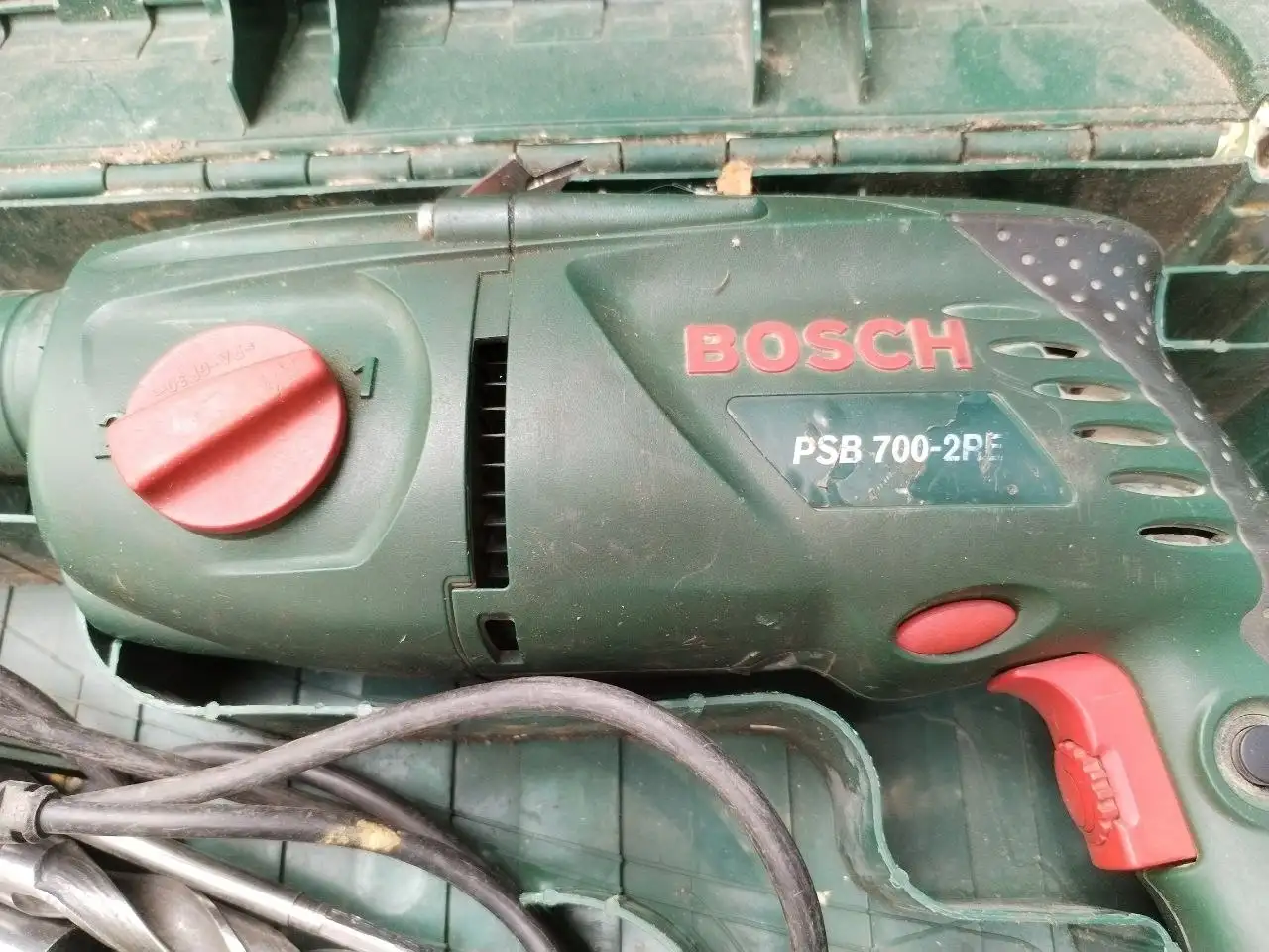 Дрель ударная б/у BOSCH - Инструменты (Электроника) в Ижевск