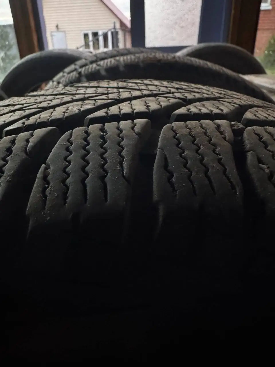 Продам шины Goodyear 205/50 R16 - Шины и диски (Авто) в Ижевск