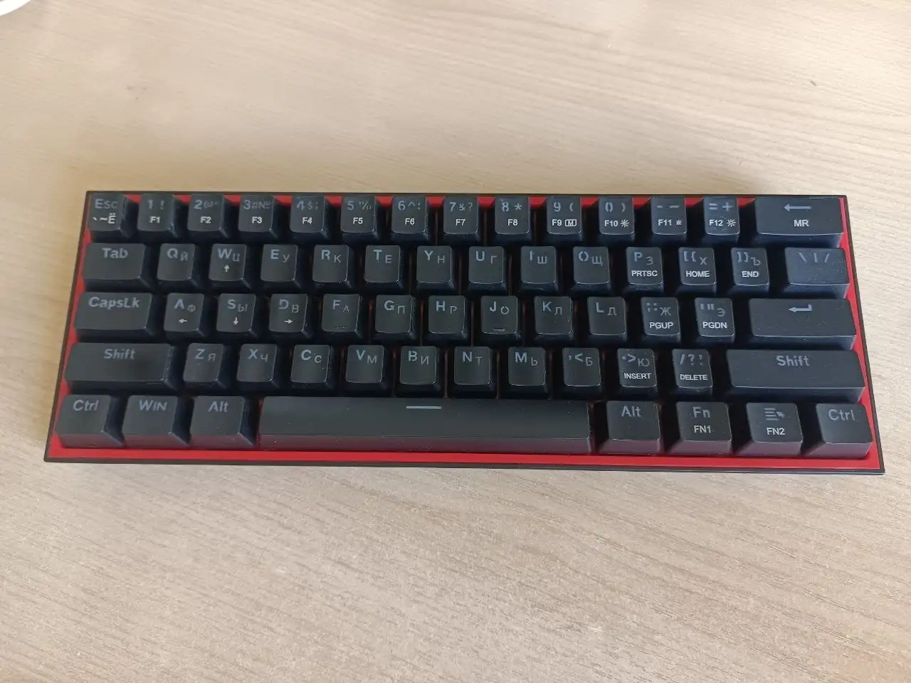 Red dragon fizz QWERTY клавиатура - Клавиатуры и мыши (Электроника) в Ижевск
