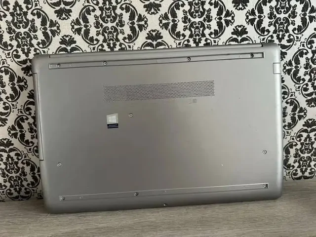 Ноутбук HP 250 G7 / i3-7020U / 16GB RAM / SSD+HDD - Комплектующие для ПК в Ижевск
