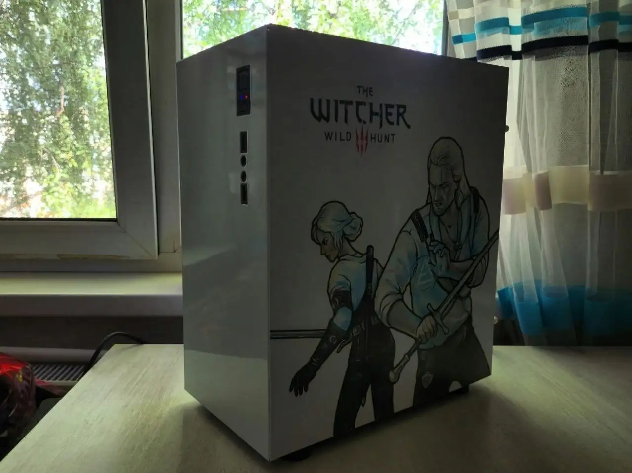 Игровой компьютер Xeon + RX 580 - Электроника в Ижевск