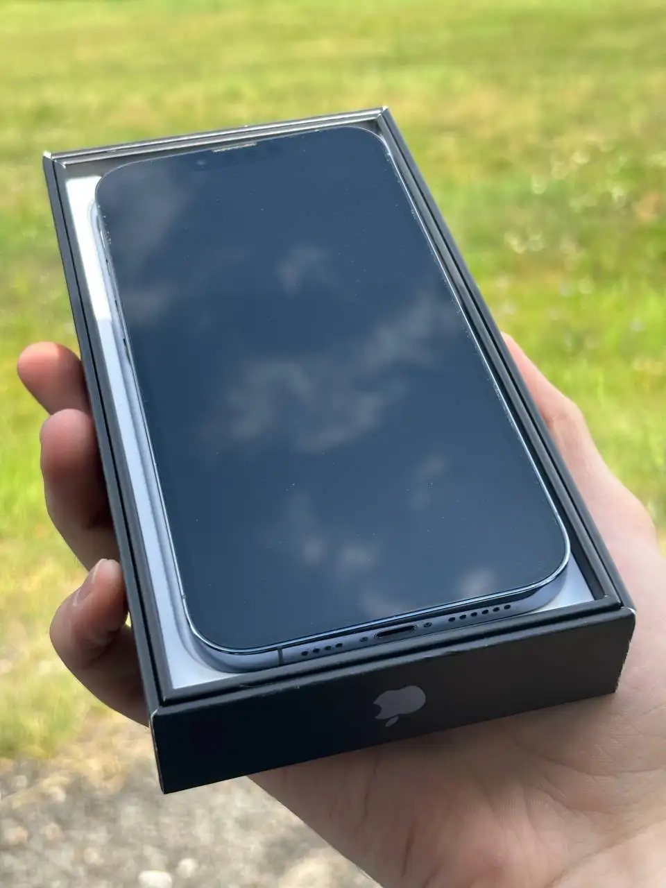 iPhone 13 Pro Max в идеальном состоянии - Смартфоны и аксессуары (Электроника) в Ижевск