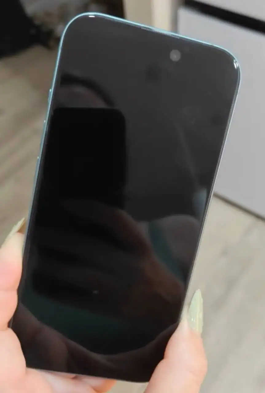 Продаю iPhone 16 - Смартфоны (Электроника) в Ижевск