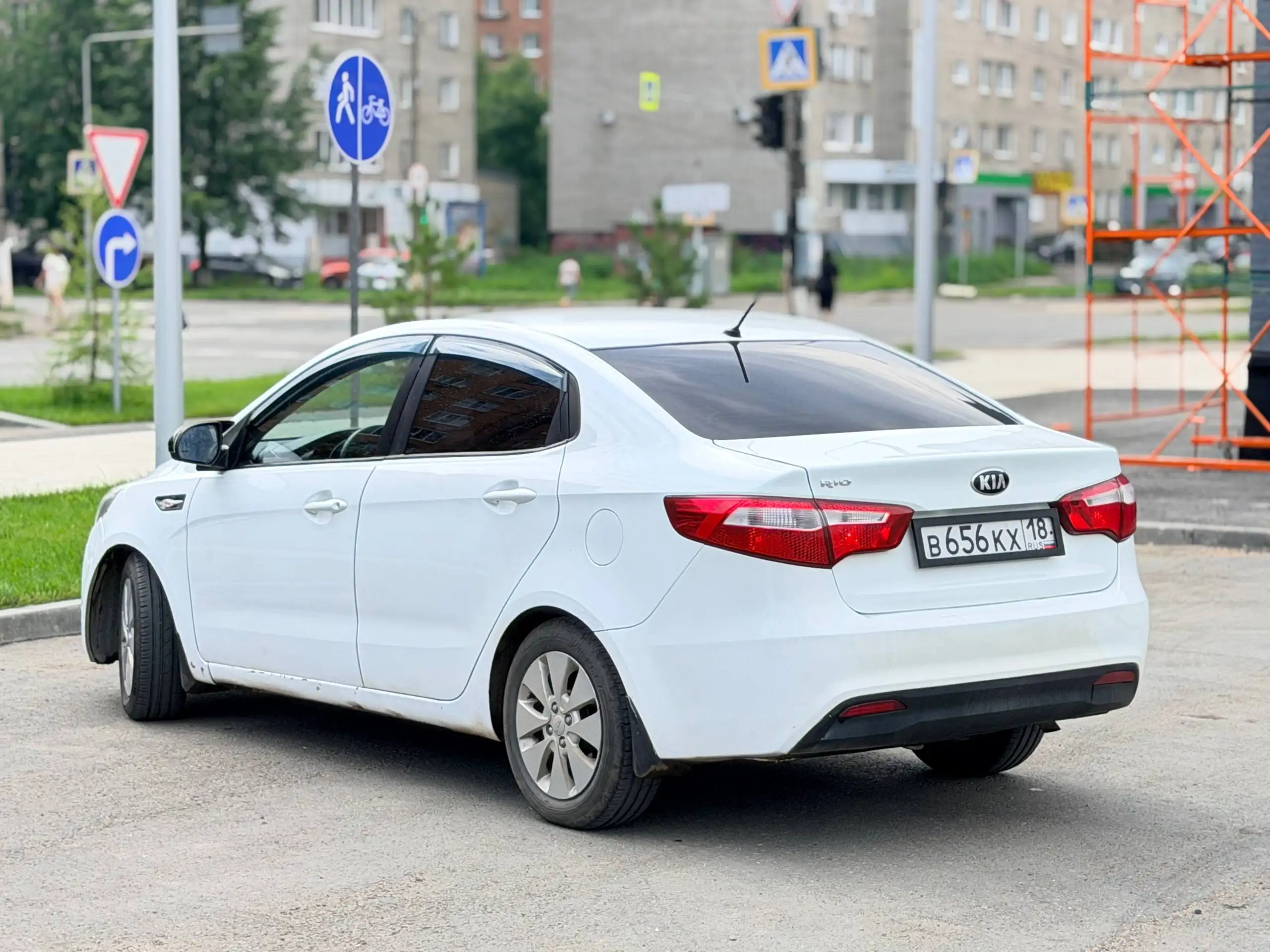 Kia Rio 1.6 MT 2013 - Легковые автомобили (Авто) в Ижевск