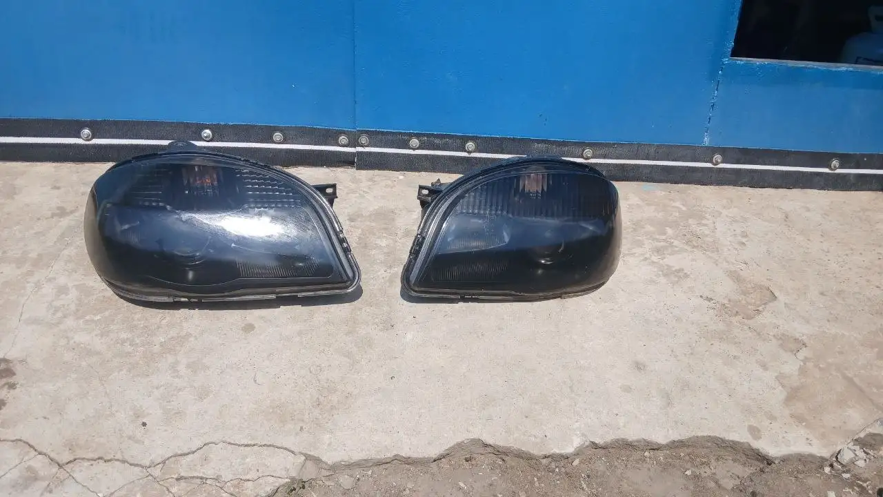 Продам тонированные фары на Шниву - Запчасти в Ижевск