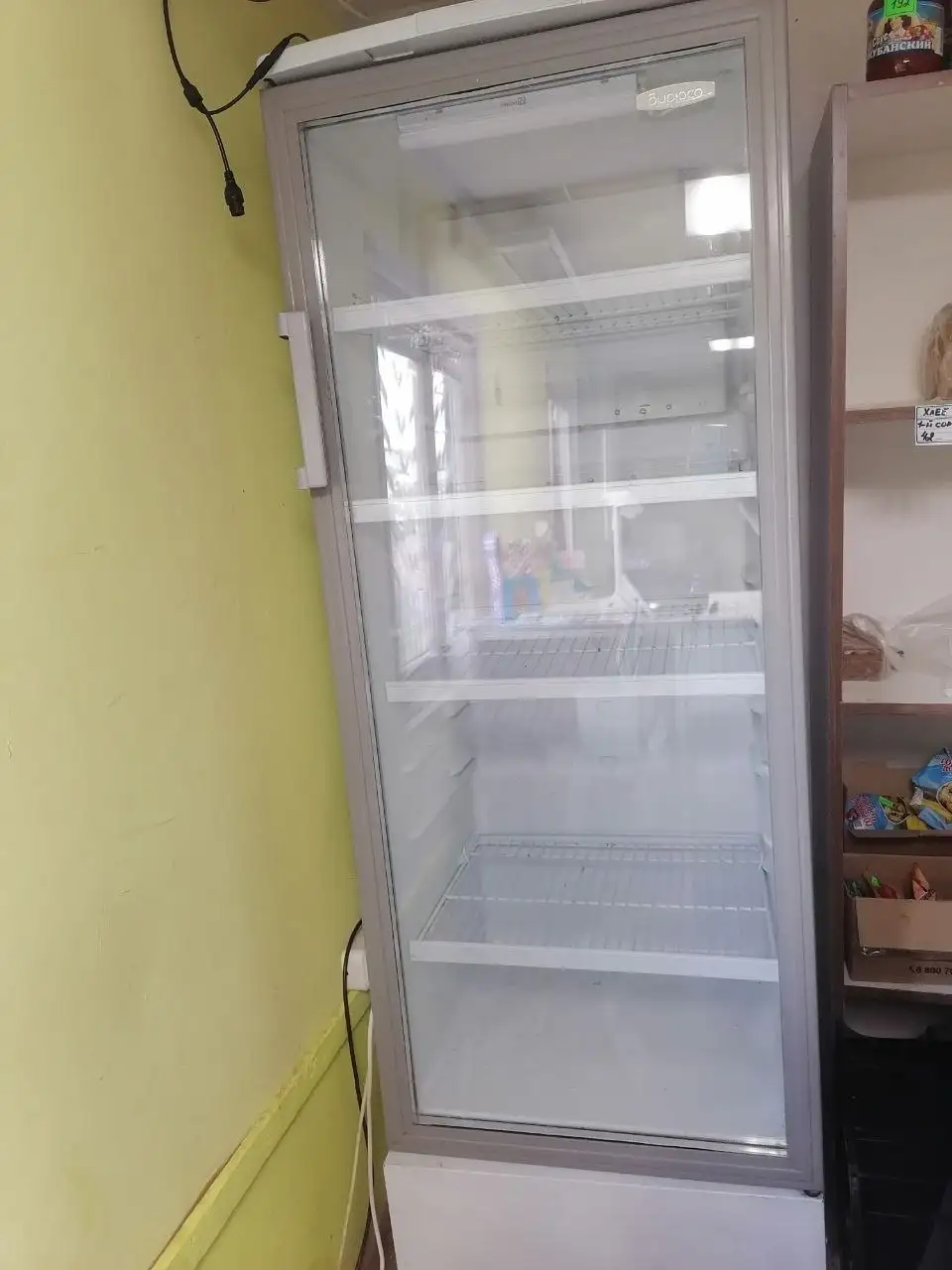 Продам морозильный ларь и холодильную витрину - Барахолка в Ижевск