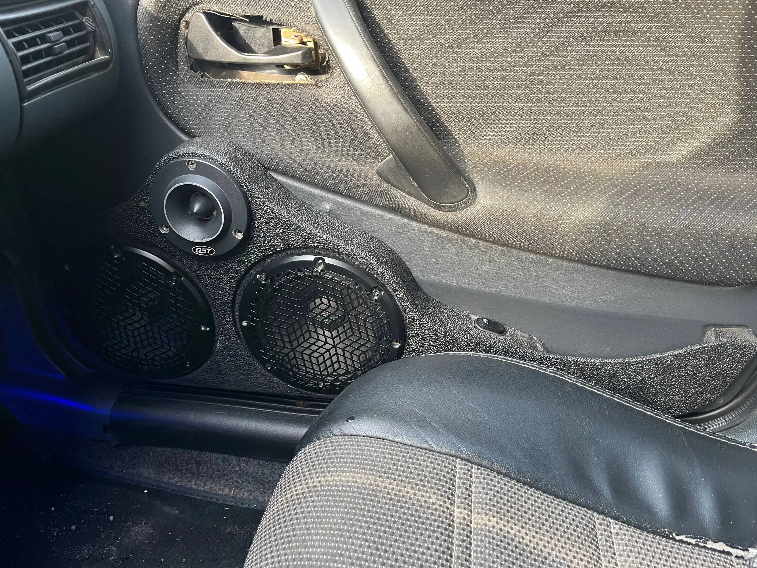 Продам громкий фронт подиумы ВАЗ 2114 - Автозвук (Авто) в Ижевск
