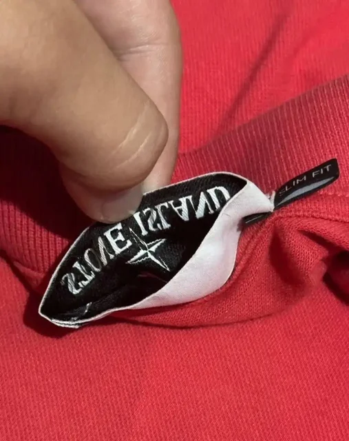 Продам оригинальное поло Stone Island - Разное в Ижевск
