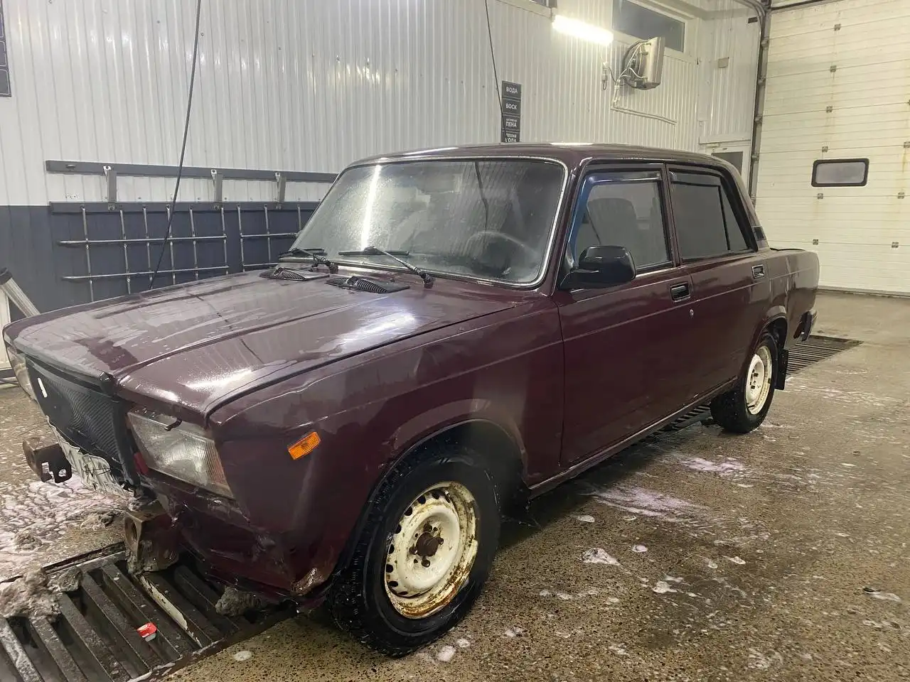 Продам ВАЗ 2107 инжектор