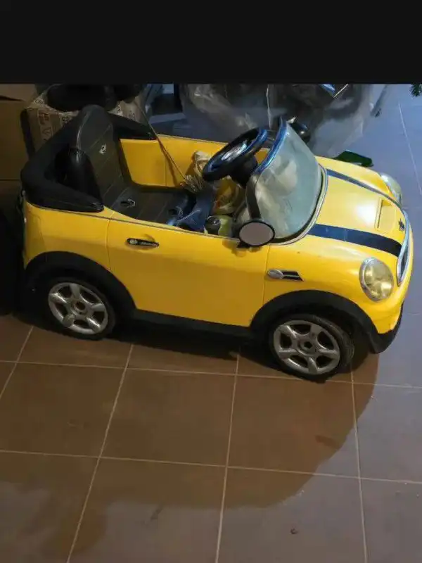 Детский электромобиль с новым аккумулятором