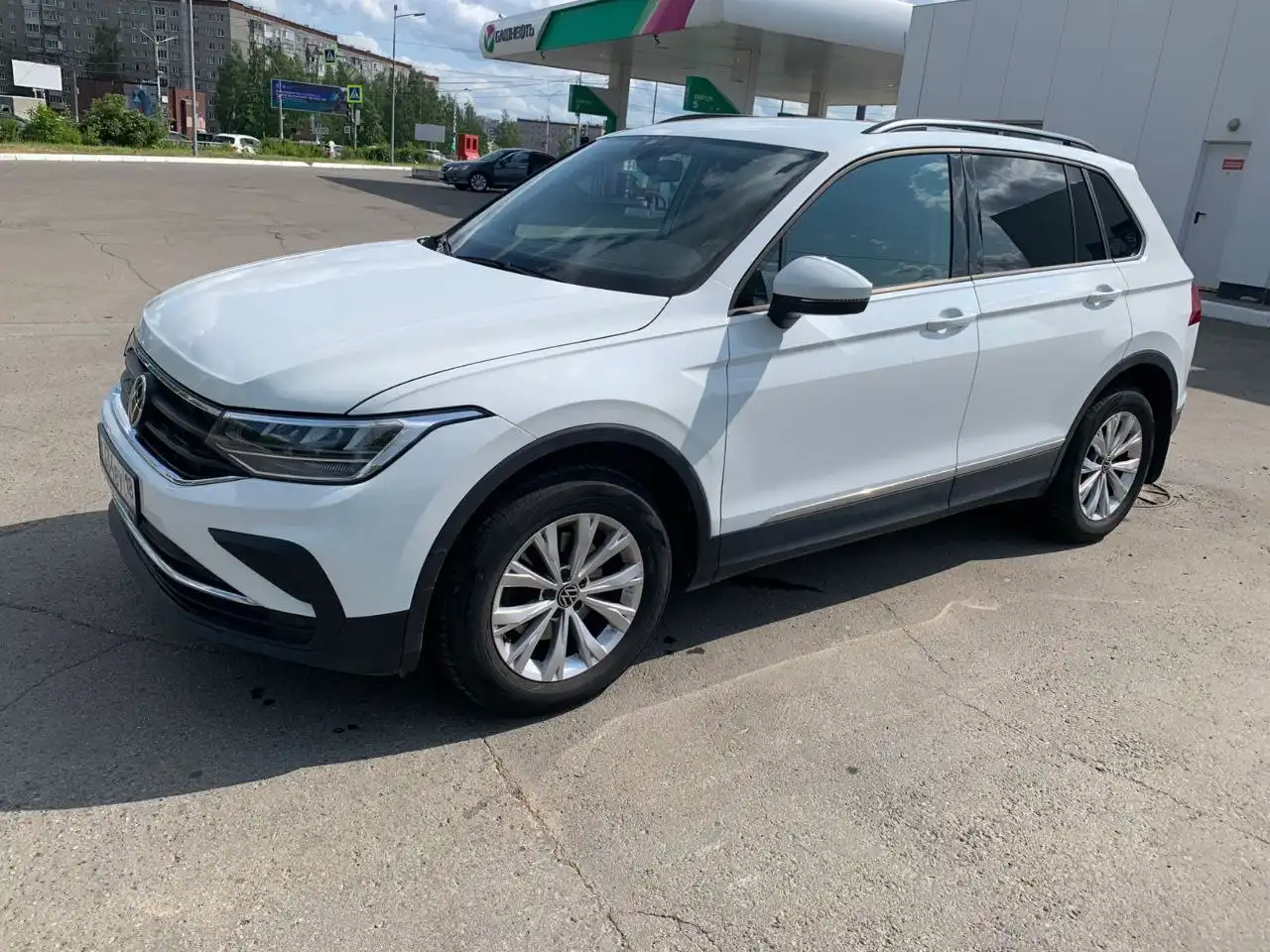 Продажа Volkswagen Tiguan 2021 года