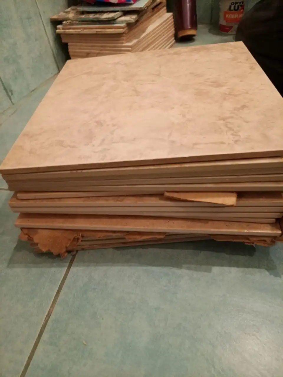 Плитка 30*30, 15 штук - Строительные материалы (Для дома и дачи) в Ижевск