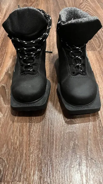 Лыжные ботинки б/у - Мототехника в Ижевск