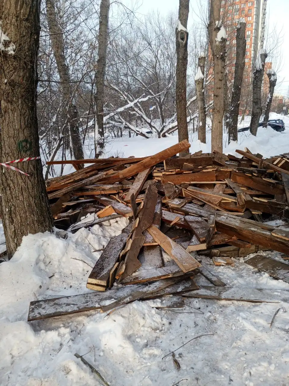 Дрова из обрешетки и страпила с крыши - Барахолка в Ижевск