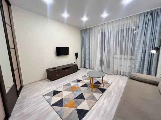 Сдам 1-комнатную квартиру в Советском районе Казани - Недвижимость в Казань