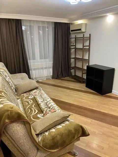 Сдается двухкомнатная квартира на ул. Рихарда Зорге, д. 109 - Аренда коммерческой недвижимости в Казань