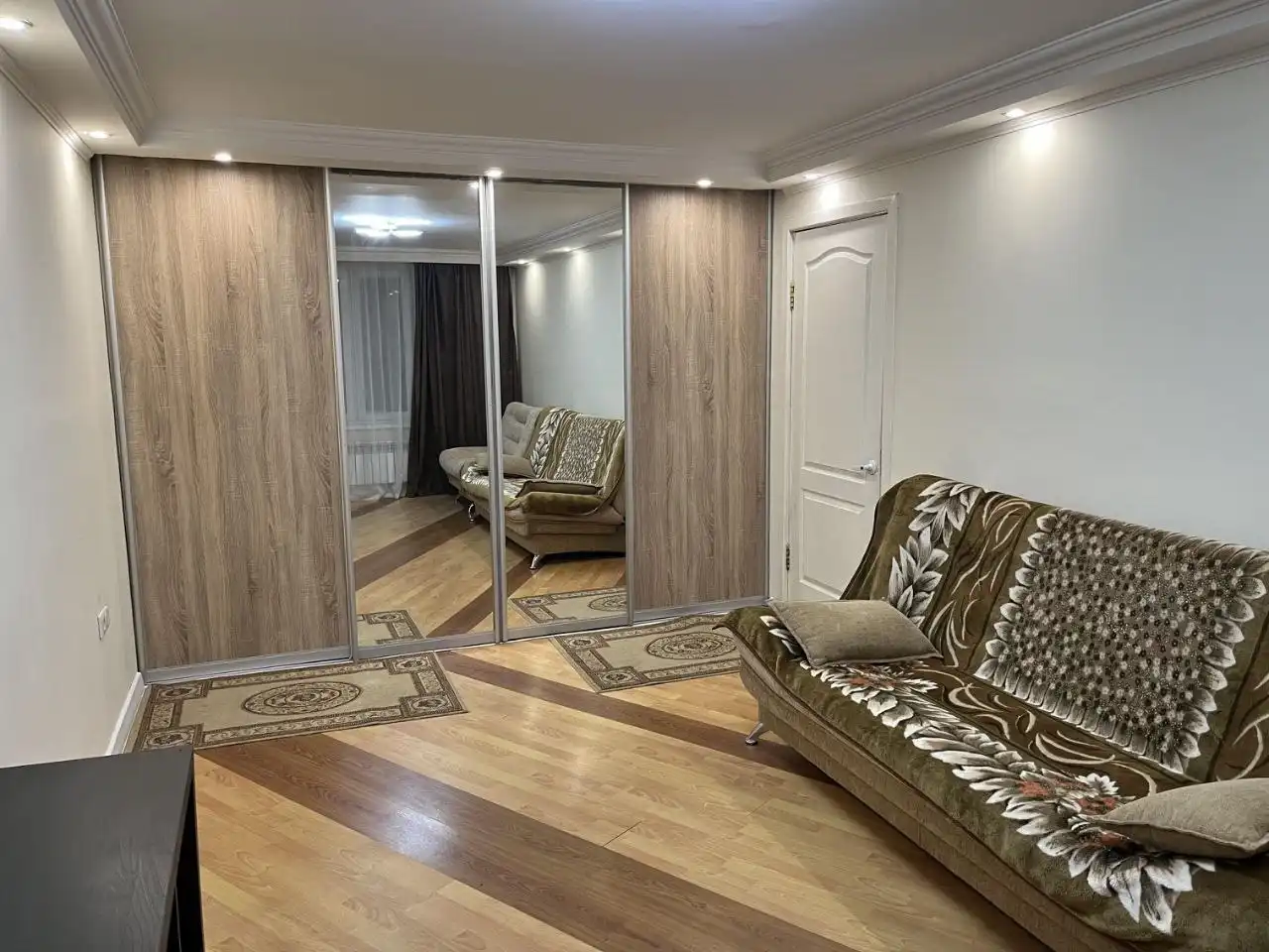 Сдается двухкомнатная квартира на ул. Рихарда Зорге, д. 109 - Аренда квартир (Недвижимость) в Казань