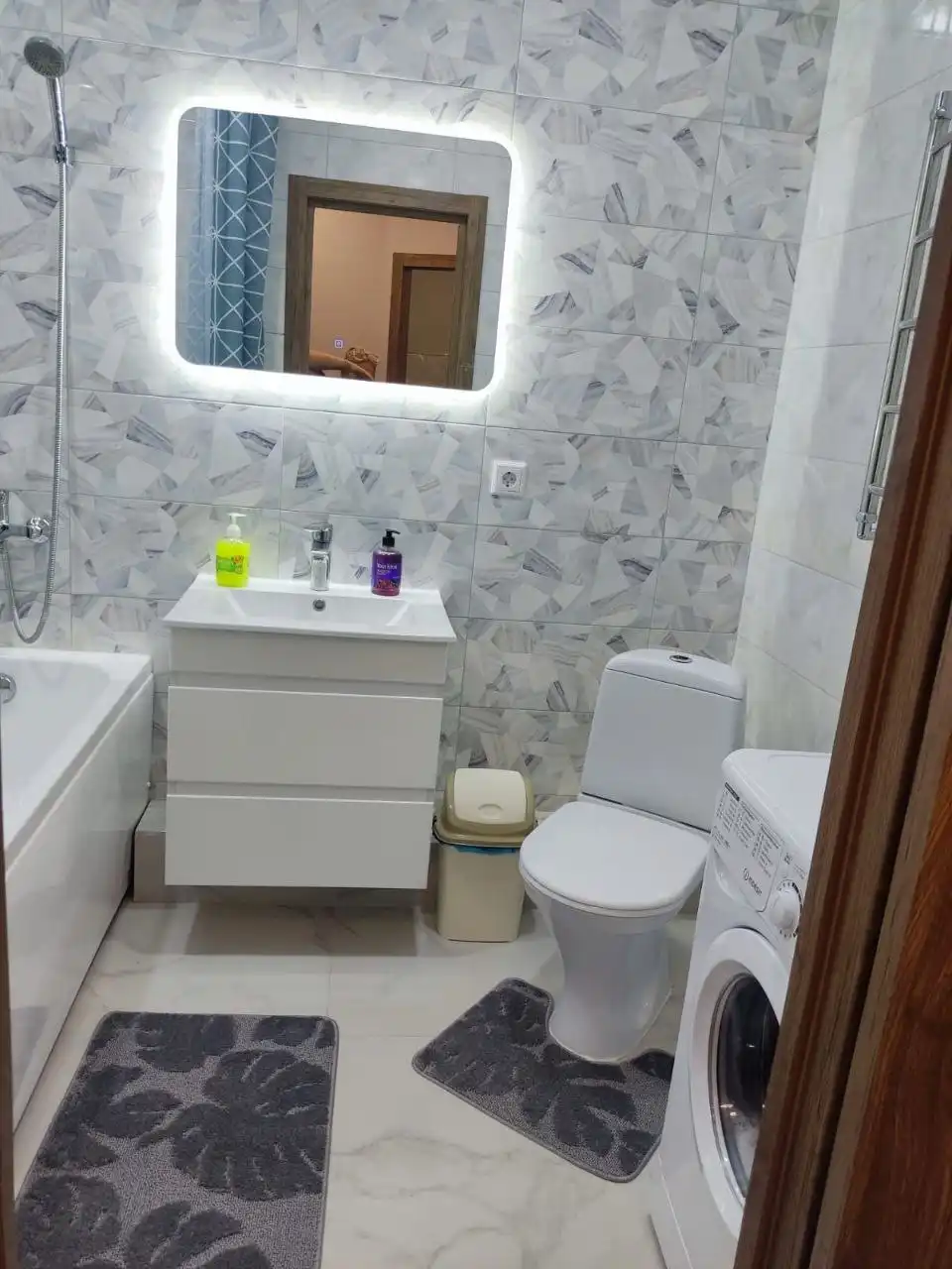 Сдам квартиру на длительный срок - Сдам (Недвижимость) в Казань