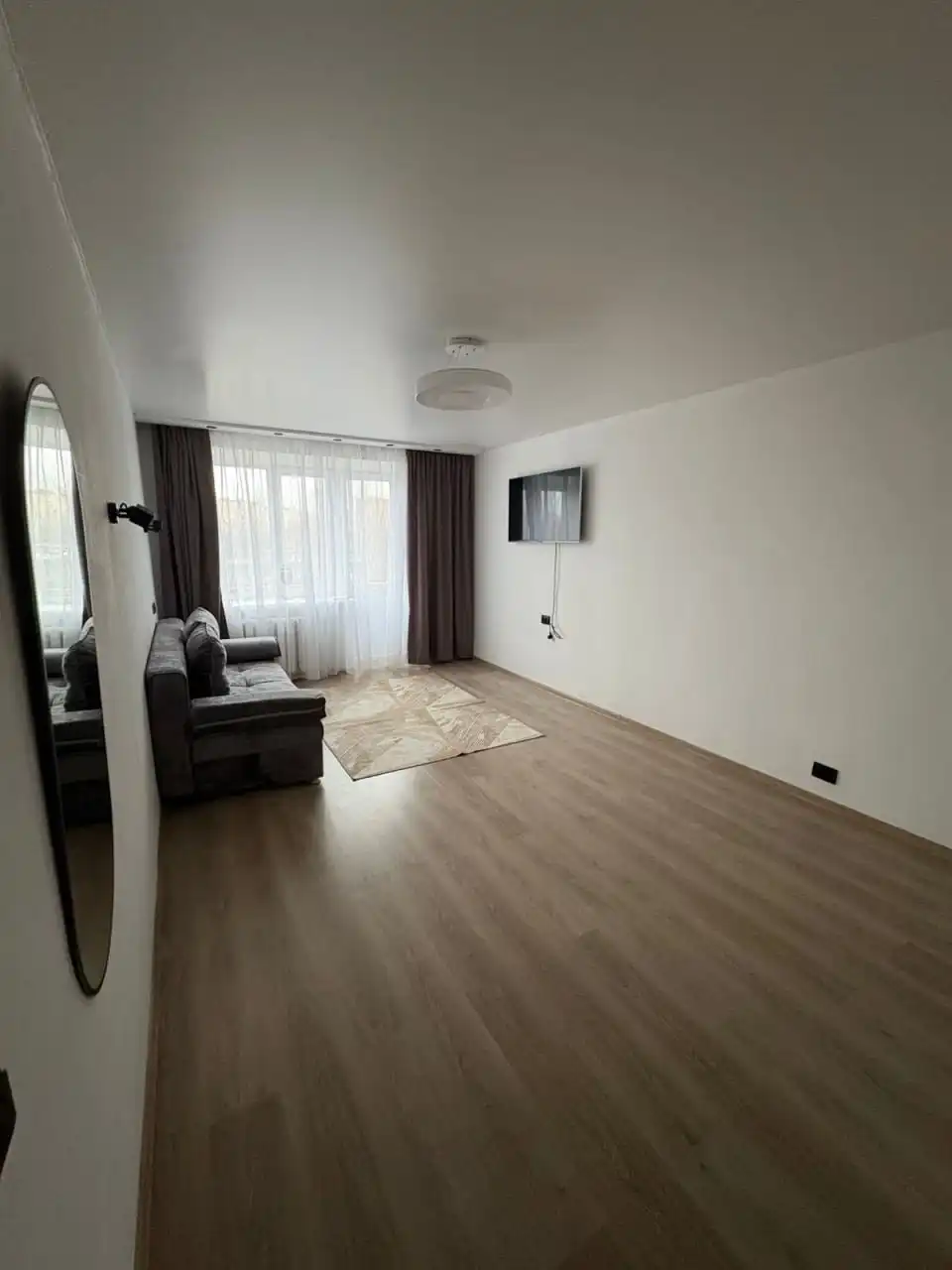 Сдам квартиру на длительный срок на Ямашева, 35 в Казани - Аренда квартир (Недвижимость) в Казань