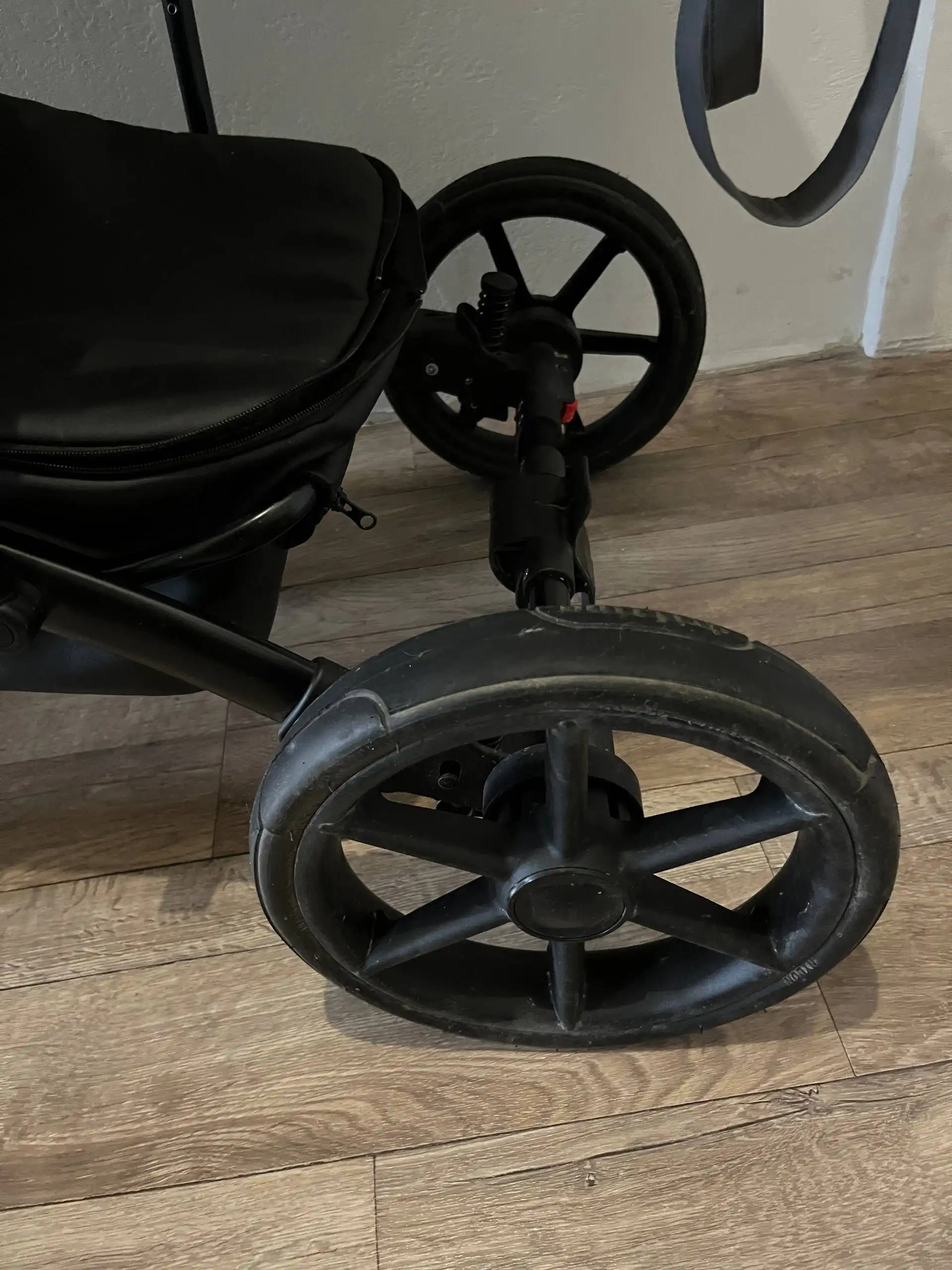 Продам коляску MowBaby Opus 2 в 1