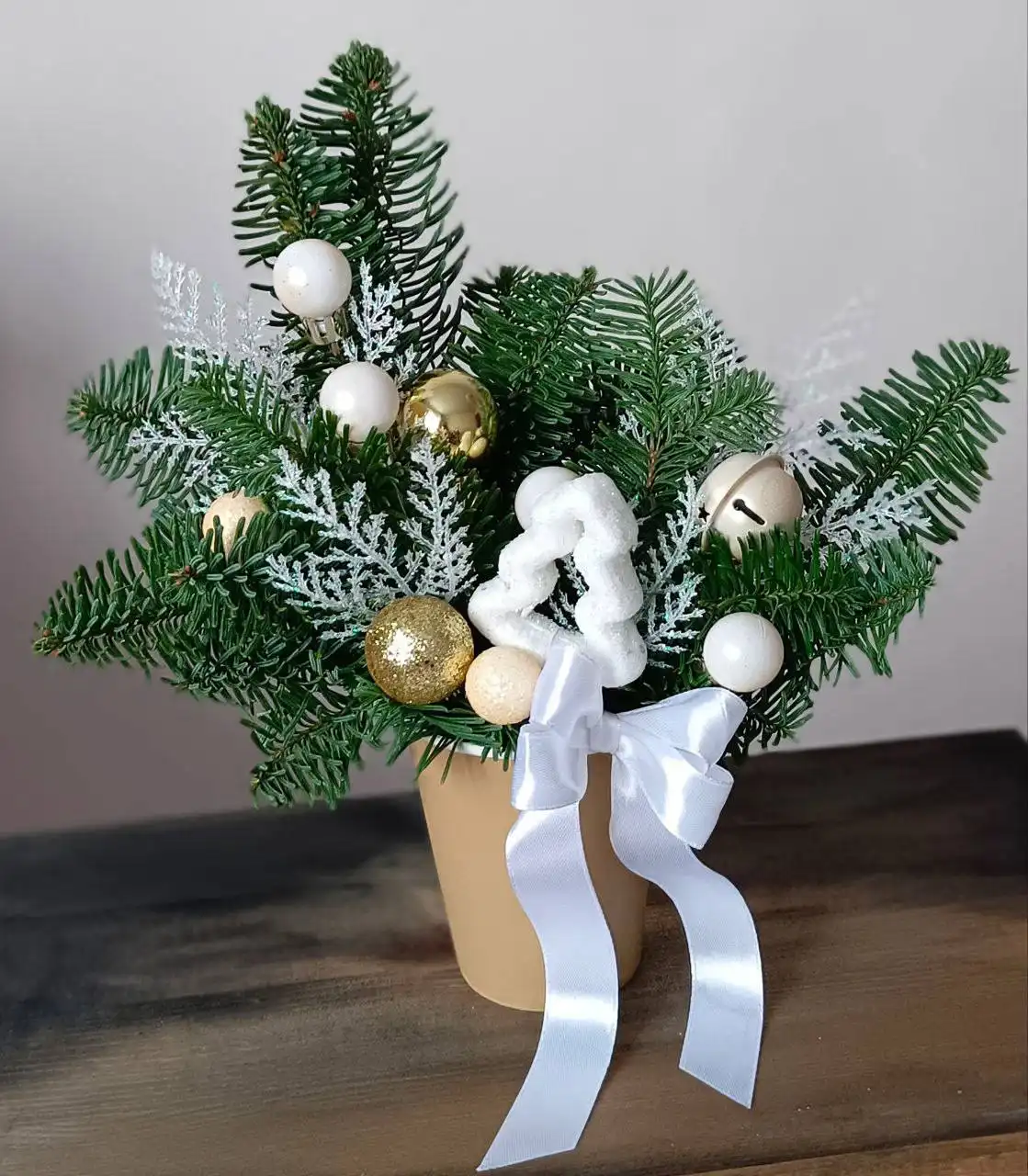 Композиции из нобилиса к Новому году