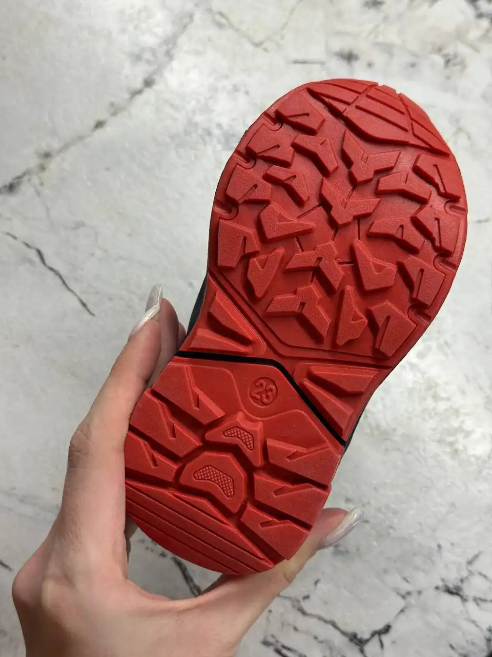 Детские зимние ботинки новые