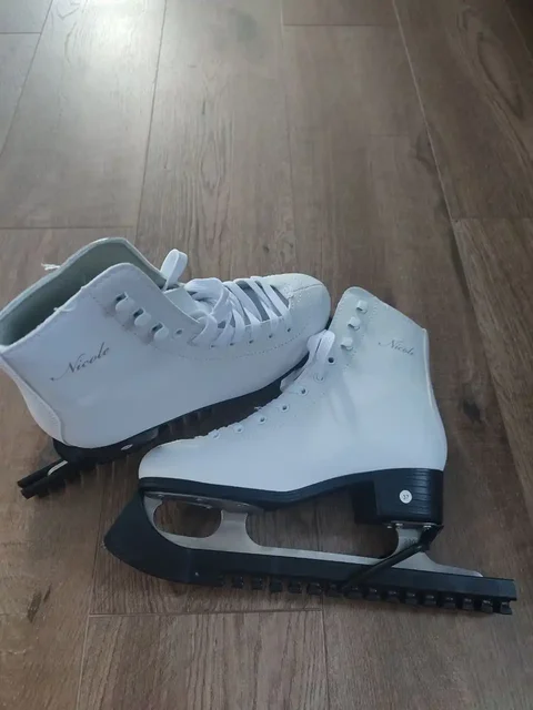 Коньки 37 размер - Электронные сигареты в Тюмень