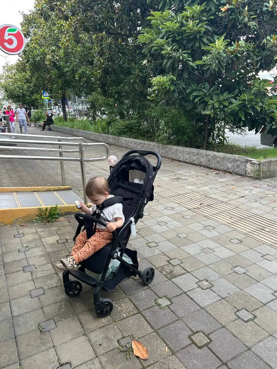 Продам прогулочную коляску Happy Baby Umma - Детские коляски (Товары для детей) в Тюмень