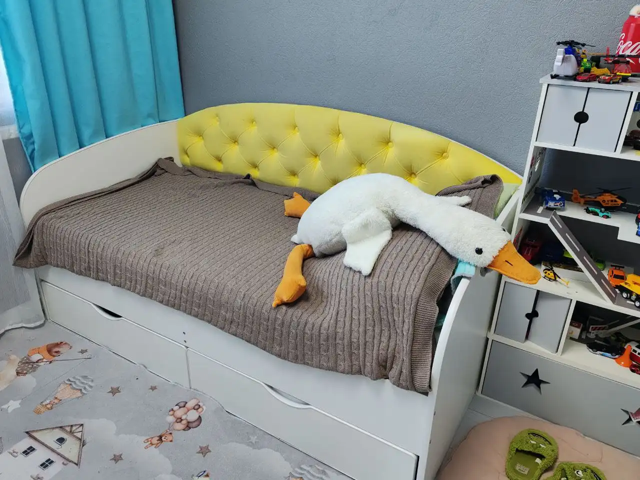 Продам кровать с матрасом - Мебель (Барахолка) в Тюмень