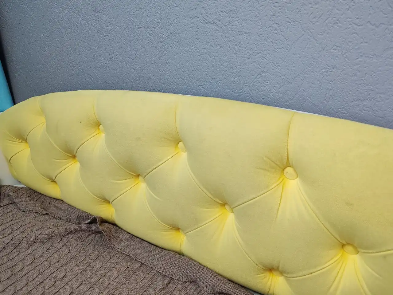 Продам кровать с матрасом - Мебель (Барахолка) в Тюмень