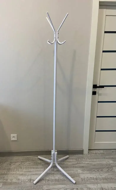 Продам напольную вешалку-стойку - Холодильники в Тюмень