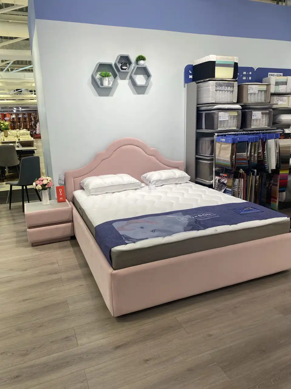 Выставка салона в ЖК «Домашний» - Барахолка в Тюмень