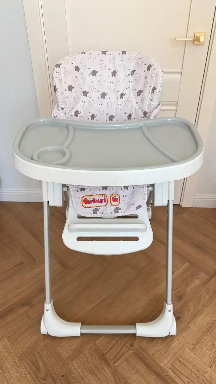 Продам стульчик для кормления малыша - Стульчики для кормления (Товары для детей) в Тюмень