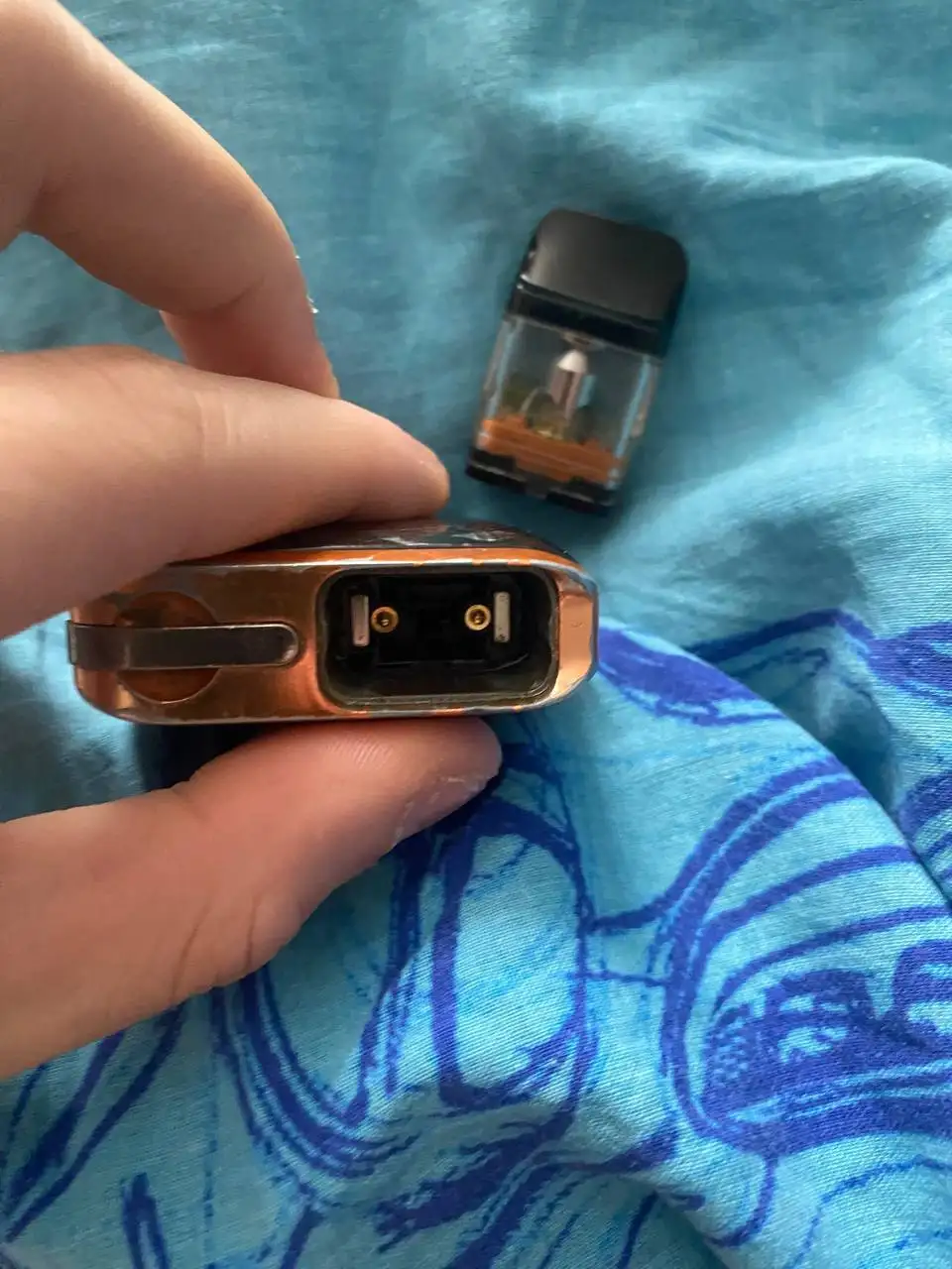 Срочная продажа жд 1000 - Электронные сигареты (Барахолка) в Омск