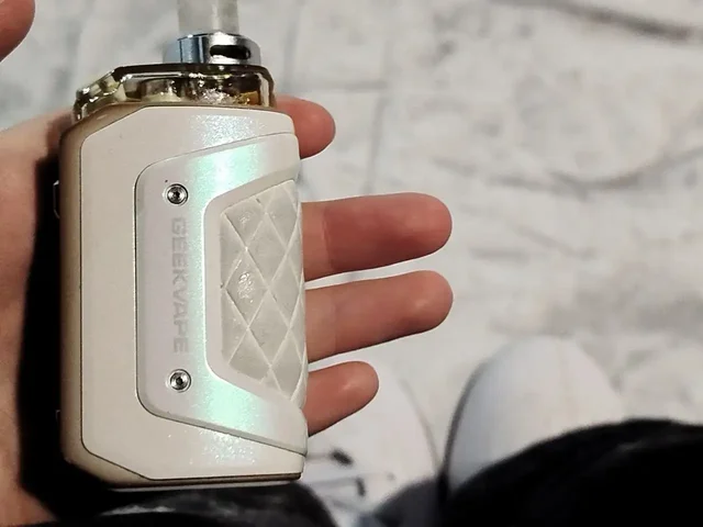 Продам быстрым торг - Электроника в Омск