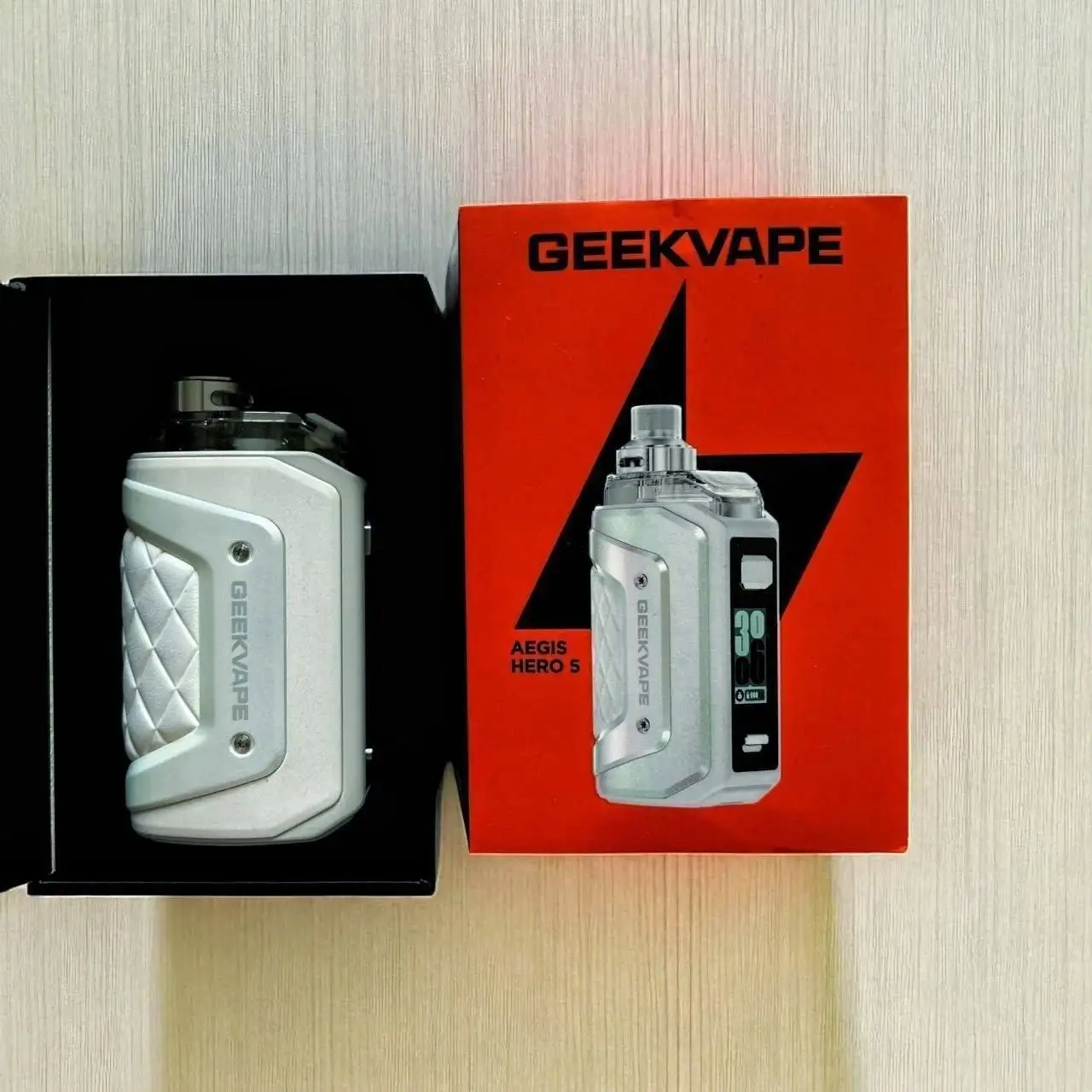 Продам хирик 5 (VAPORESSO LUXE XR MAX) - Электроника в Омск