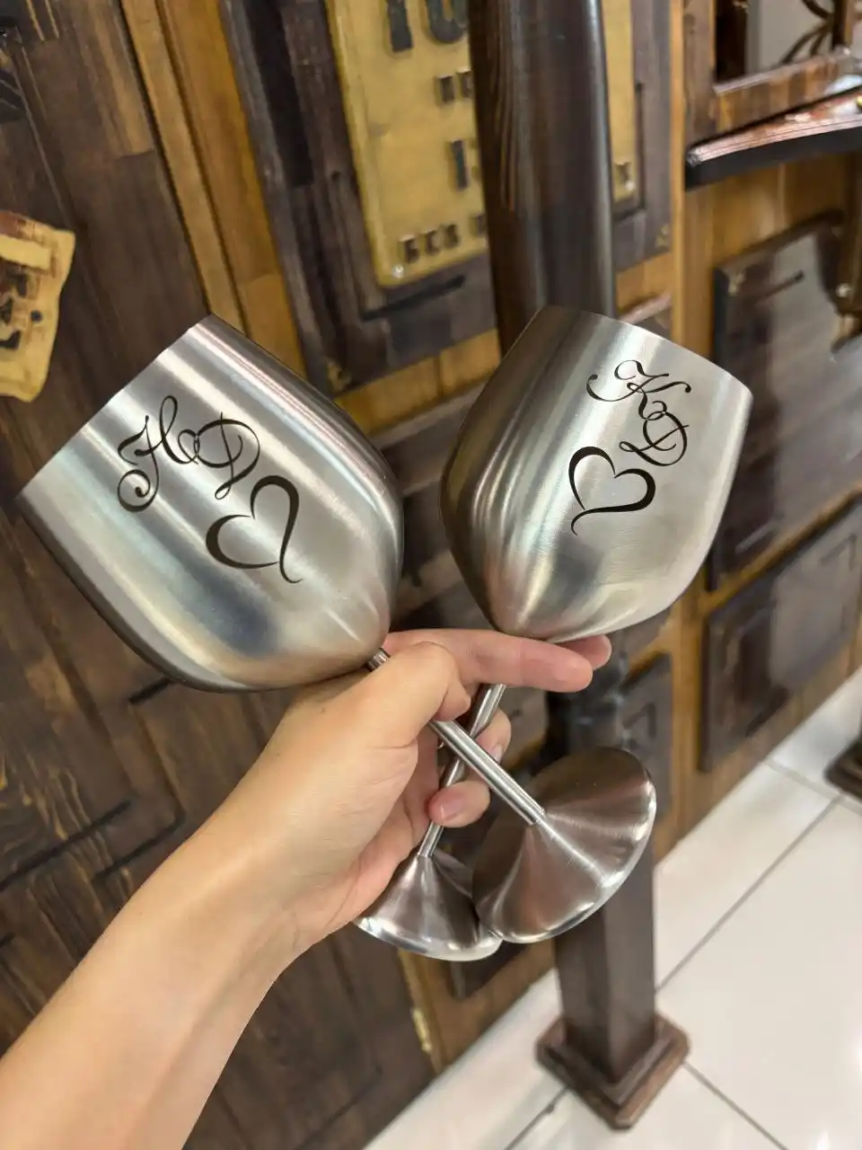 Бокалы из нержавеющей стали с гравировкой