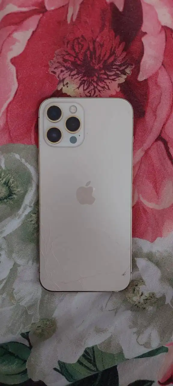 Обмен айфон 12 про Макс