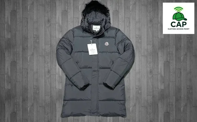 Зимняя парка Moncler - Одежда в Владивосток