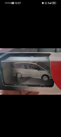 Продается модель машины Toyota Previa 1:43 - Хобби и отдых в Владивосток