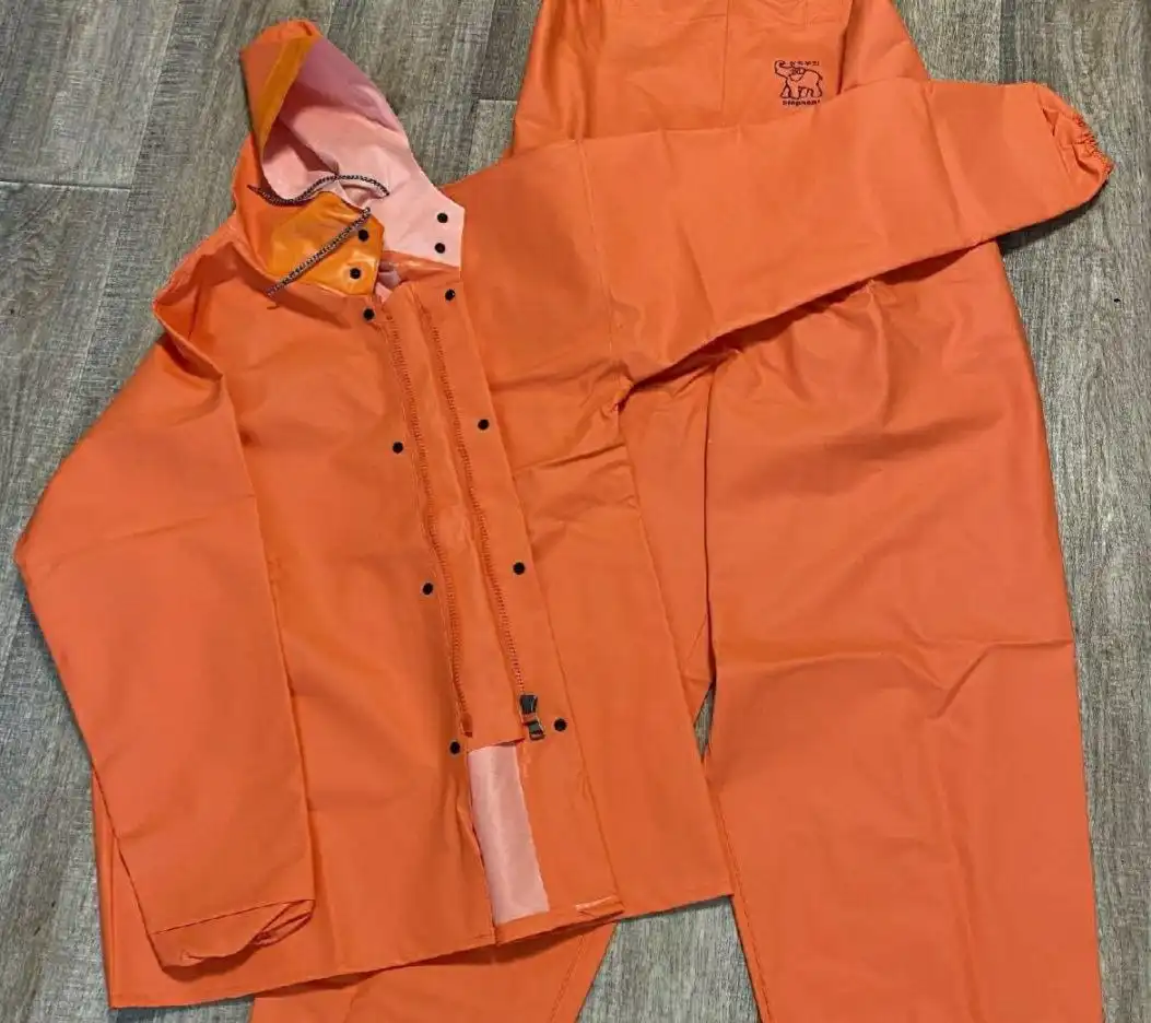 Продажа рабочей и рыболовной одежды разных размеров