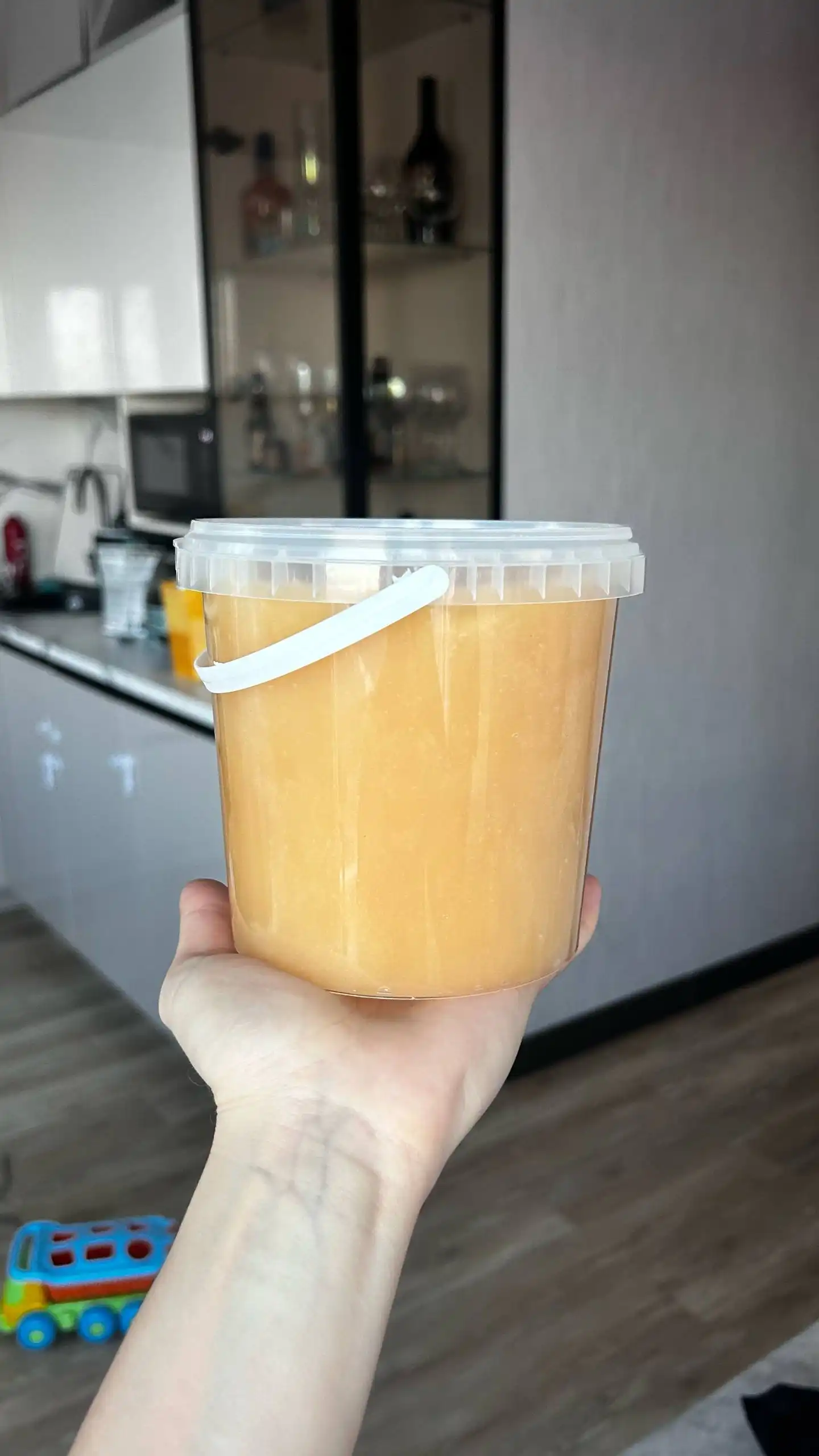 Мед цветочно липовый со своей пасеки