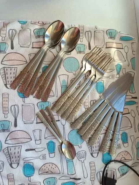 Продам столовый набор Германия - Для дома и дачи в Владивосток