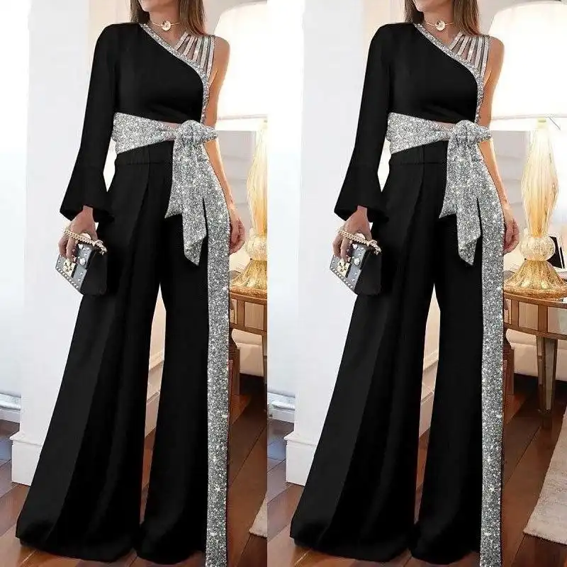 Продам новый костюм размер 44