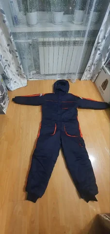 Продам слитник зимник, новый на рост 174-176, Корея - Одежда в Владивосток