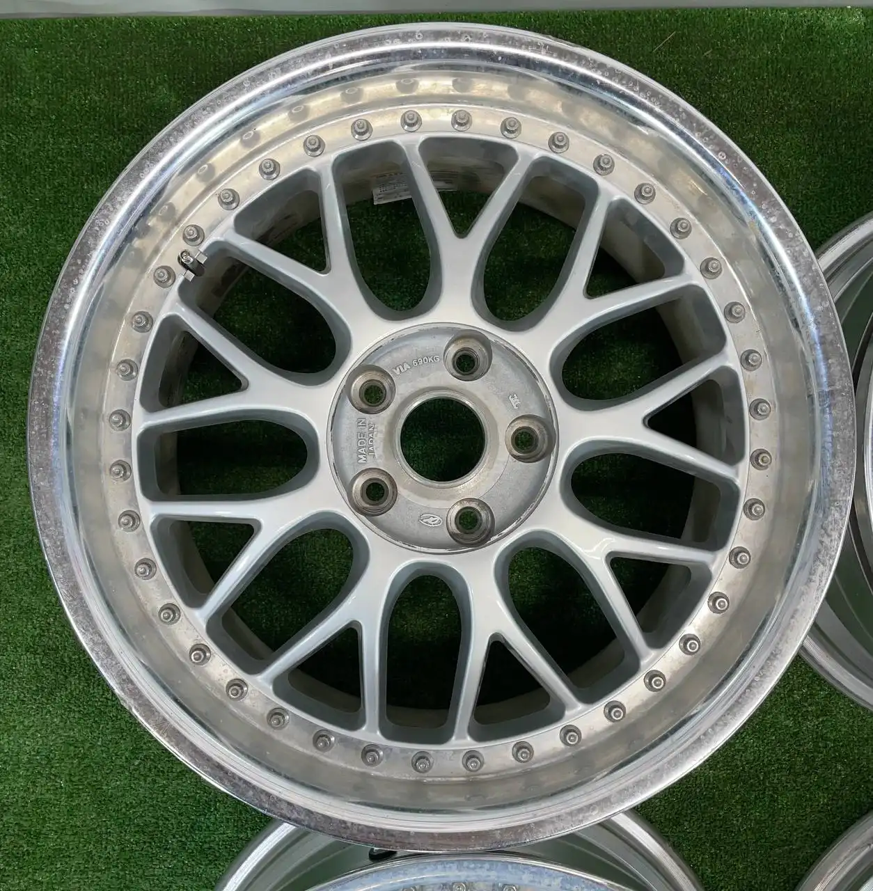 Продажа японских трехсоставных дисков R18 5*114